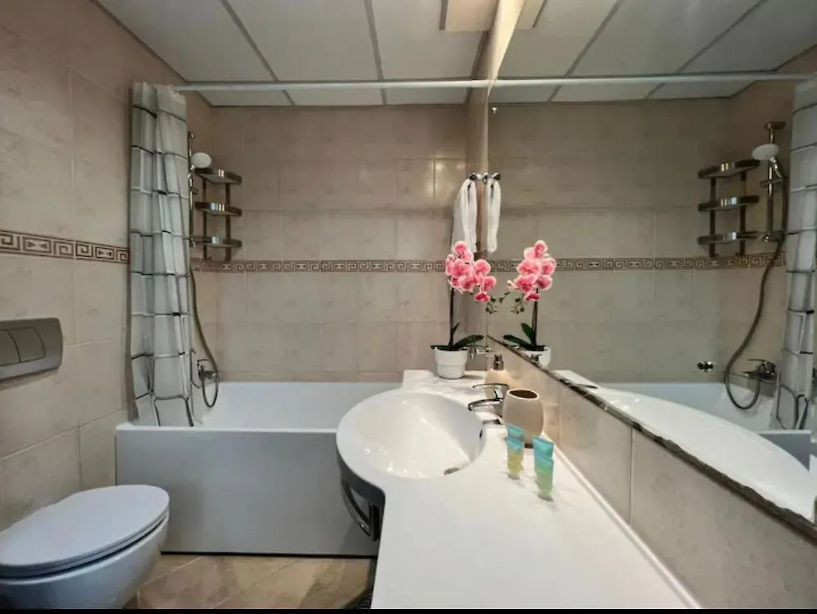 Apartament Dubai Marina Sail 0*,